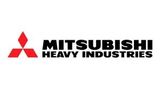 Logotipo de Mitsubishi Heavy Industries con emblema triangular rojo y nombre en negro sobre fondo blanco.